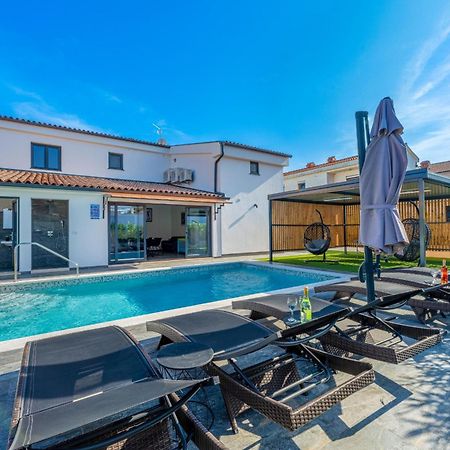 Villa Paradise Медулин Экстерьер фото