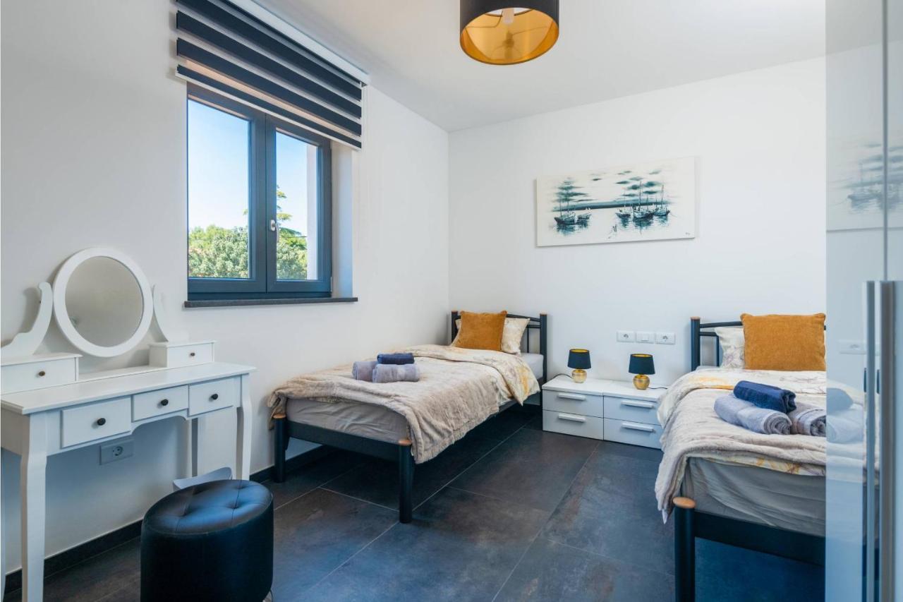 Villa Paradise Медулин Экстерьер фото