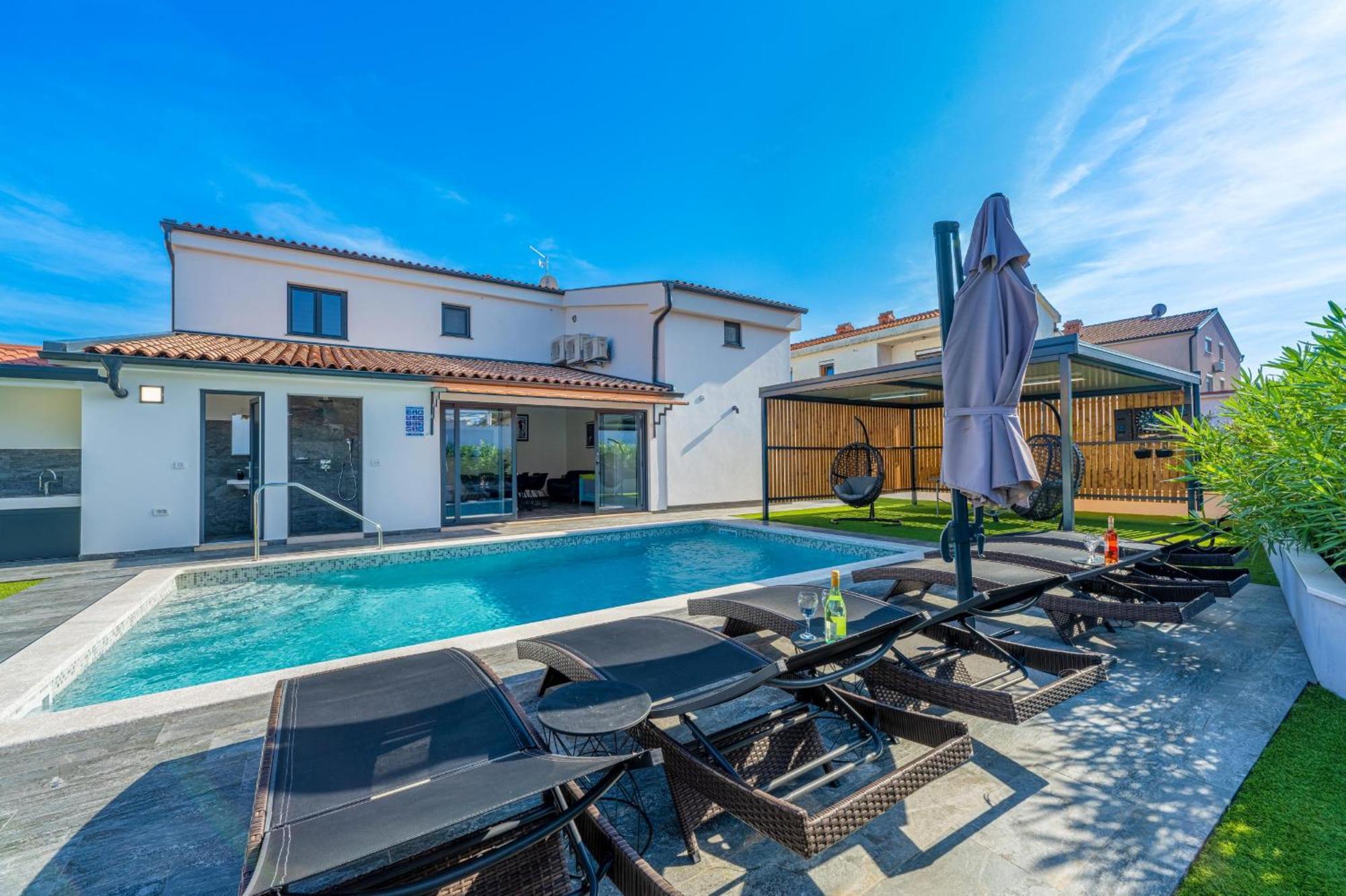 Villa Paradise Медулин Экстерьер фото